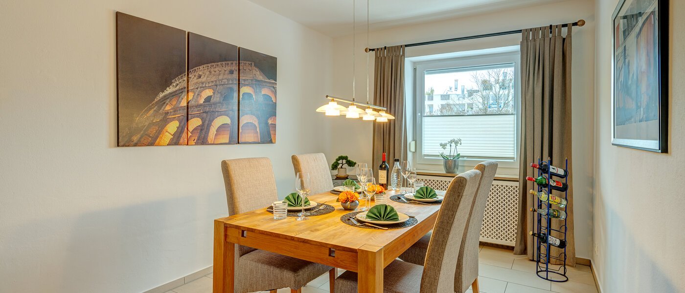 マンション München Untermenzing 01 ダイニングルーム 13759