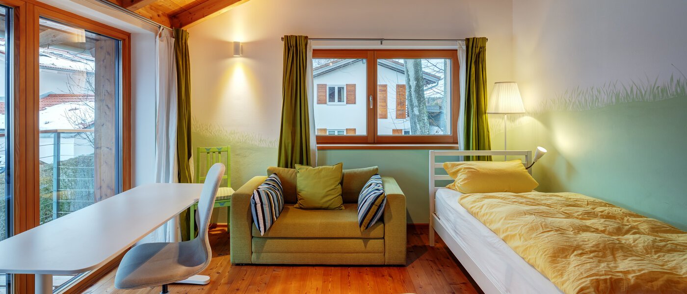 一戸建て Oberhaching 01 3.　寝室 13766