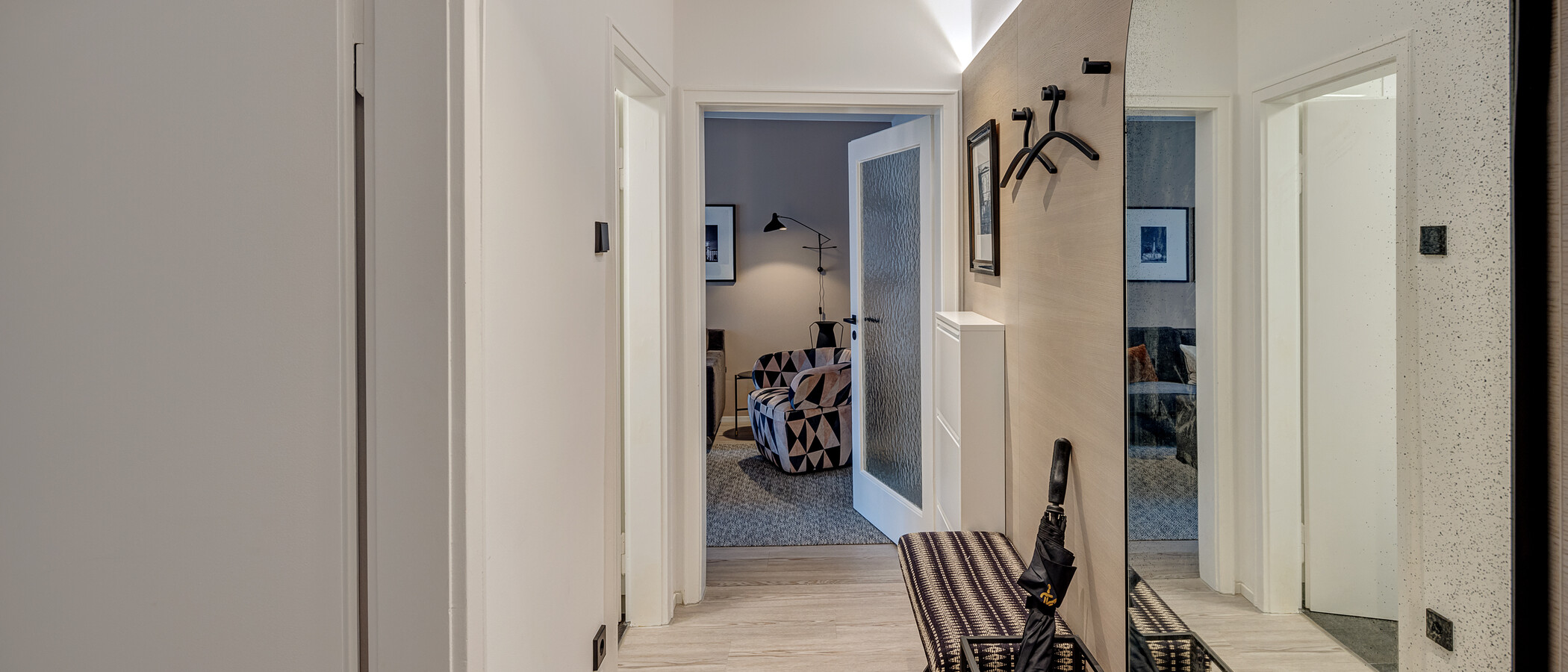 マンション München Schwabing-Nord (zw. Belgrad- & Leopoldstraße) 03 玄関入り口 13778