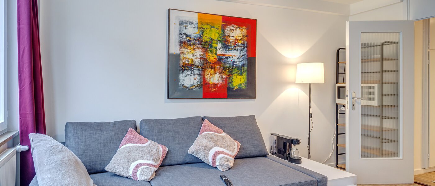 アパルトマン München Maxvorstadt - Universitätsviertel 02 リビングエリア 13779