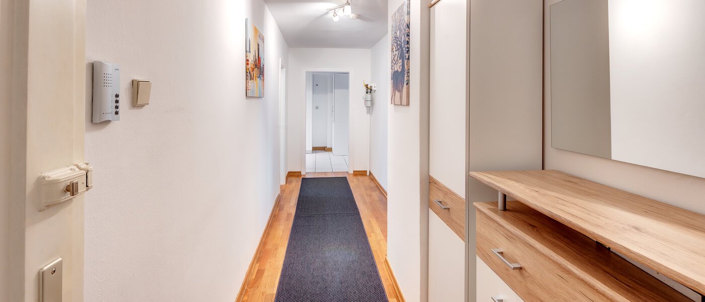 マンション München Neuhausen 01 玄関入り口 13780