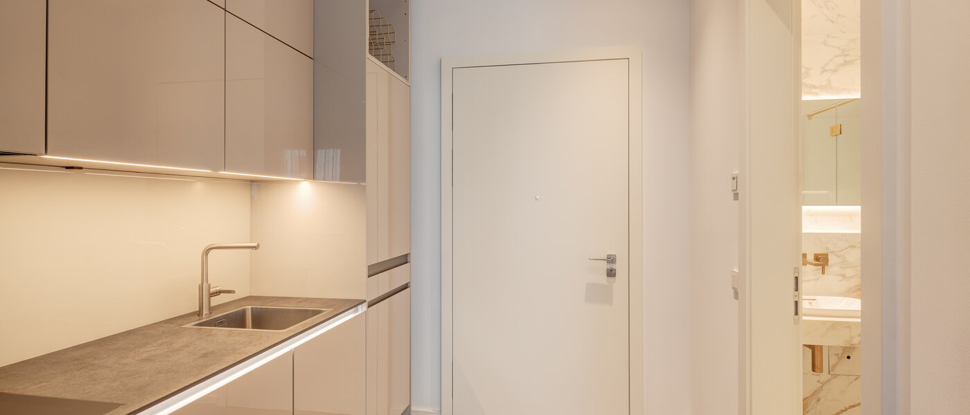 マンション München Lehel 02 玄関入り口 13792