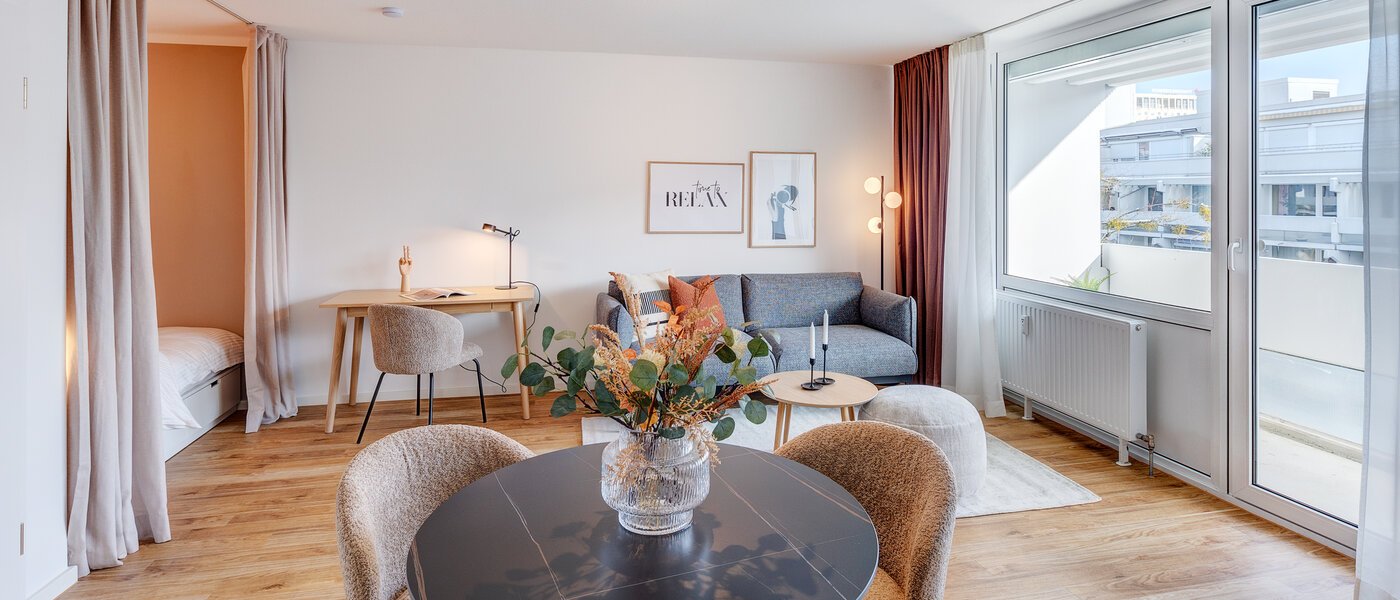 マンション München Neuhausen 02 リビングエリア 13806