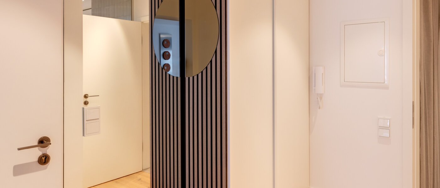 マンション München Dreimühlenviertel 02 玄関入り口 13821