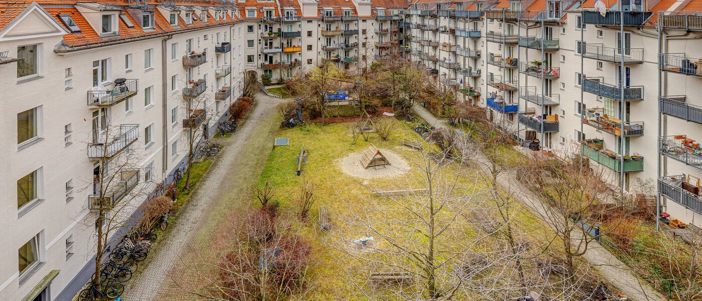 アティック・フラット（屋根裏） München Schwabing (rechts der Leopoldstraße) 01 物件からの眺め 13837