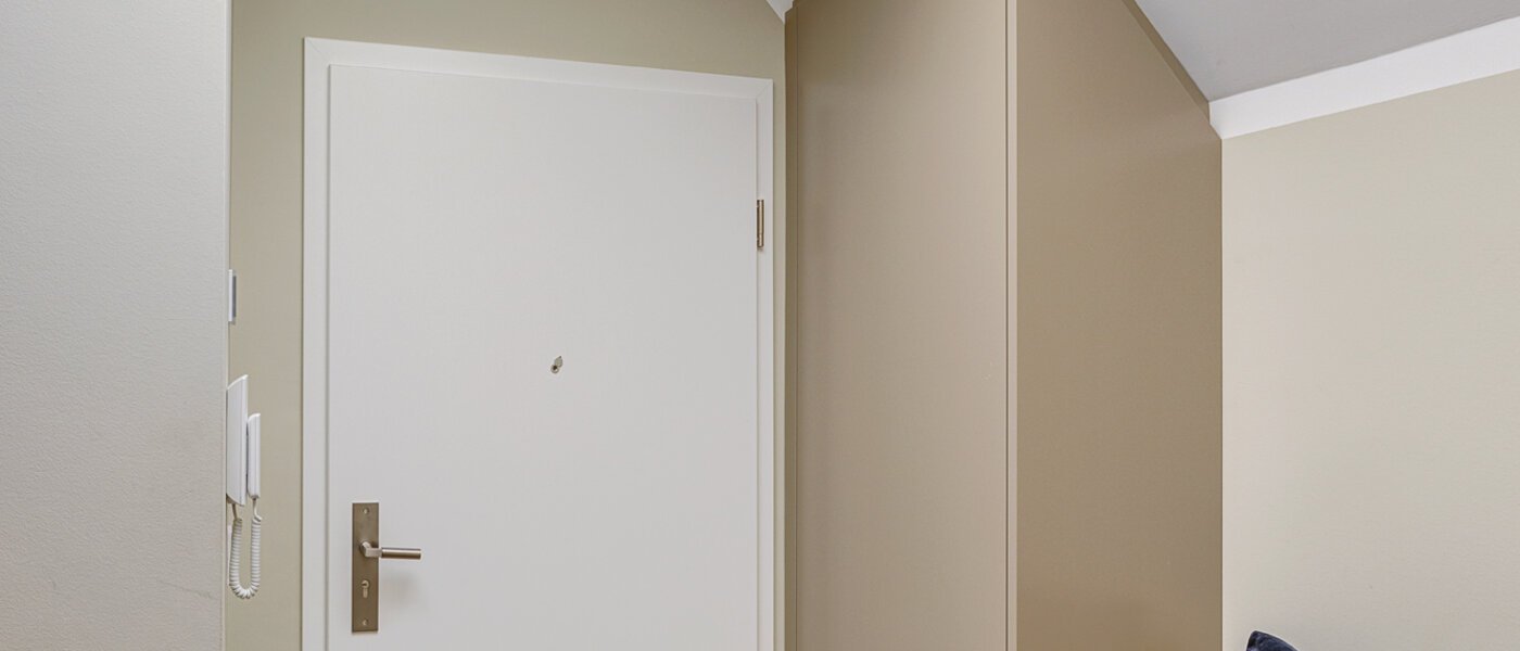 複層－回廊住宅 München Altstadt 05 玄関入り口 13841