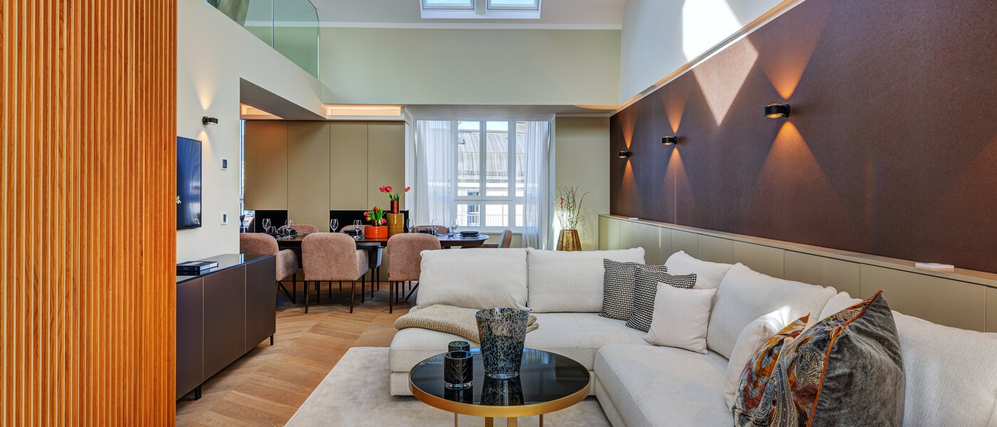 複層－回廊住宅 München Altstadt 05 リビングエリア 13841