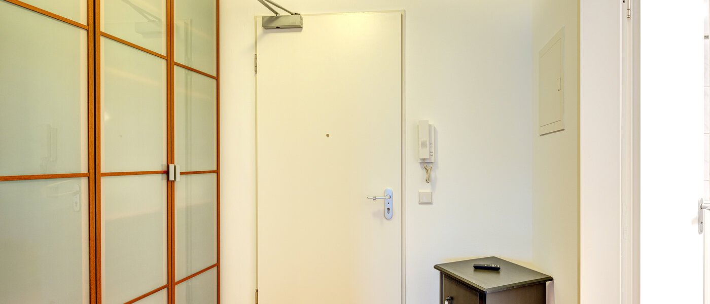 マンション München Feldmoching 01 玄関入り口 13848