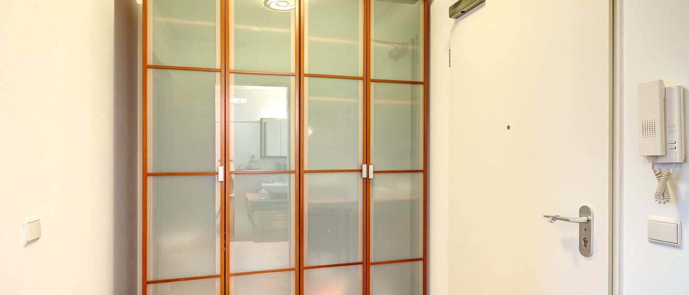 マンション München Feldmoching 02 玄関入り口 13848