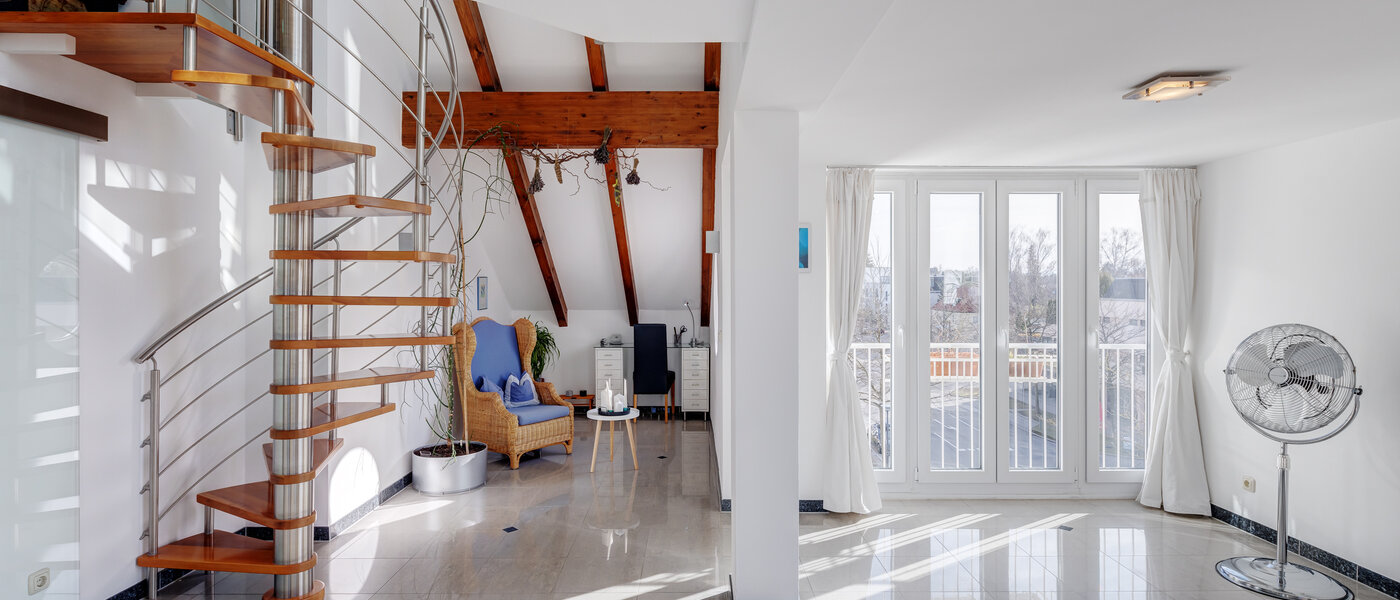 複層住宅 Ottobrunn 05 リビングエリア 13854