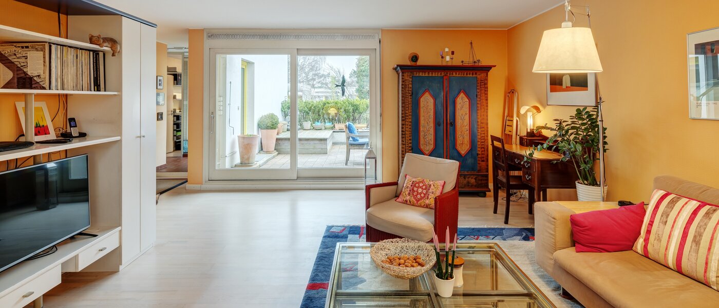 マンション Ottobrunn 01 リビングエリア 13870