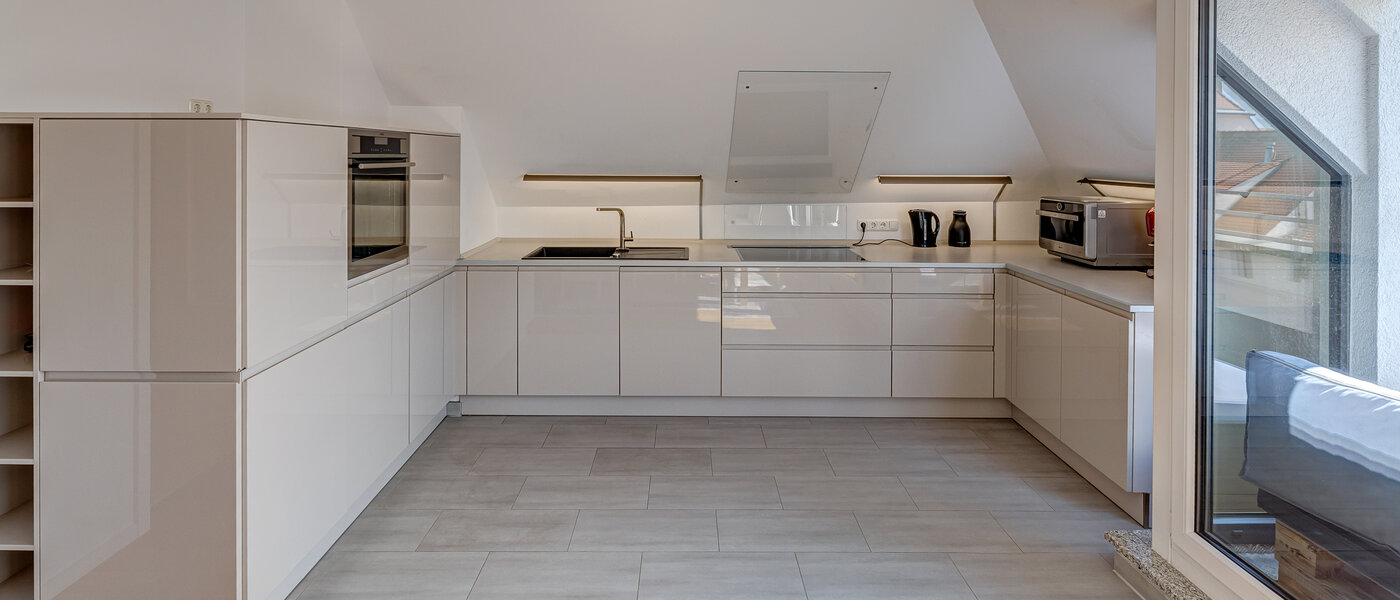 アティック・フラット（屋根裏） München Ludwigsvorstadt 01 キッチン 13896