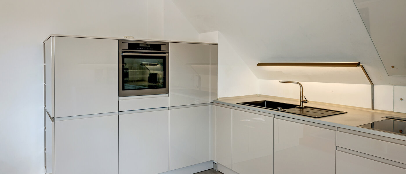 アティック・フラット（屋根裏） München Ludwigsvorstadt 03 キッチン 13896