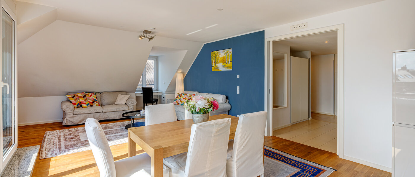 アティック・フラット（屋根裏） München Ludwigsvorstadt 04 リビングエリア 13896