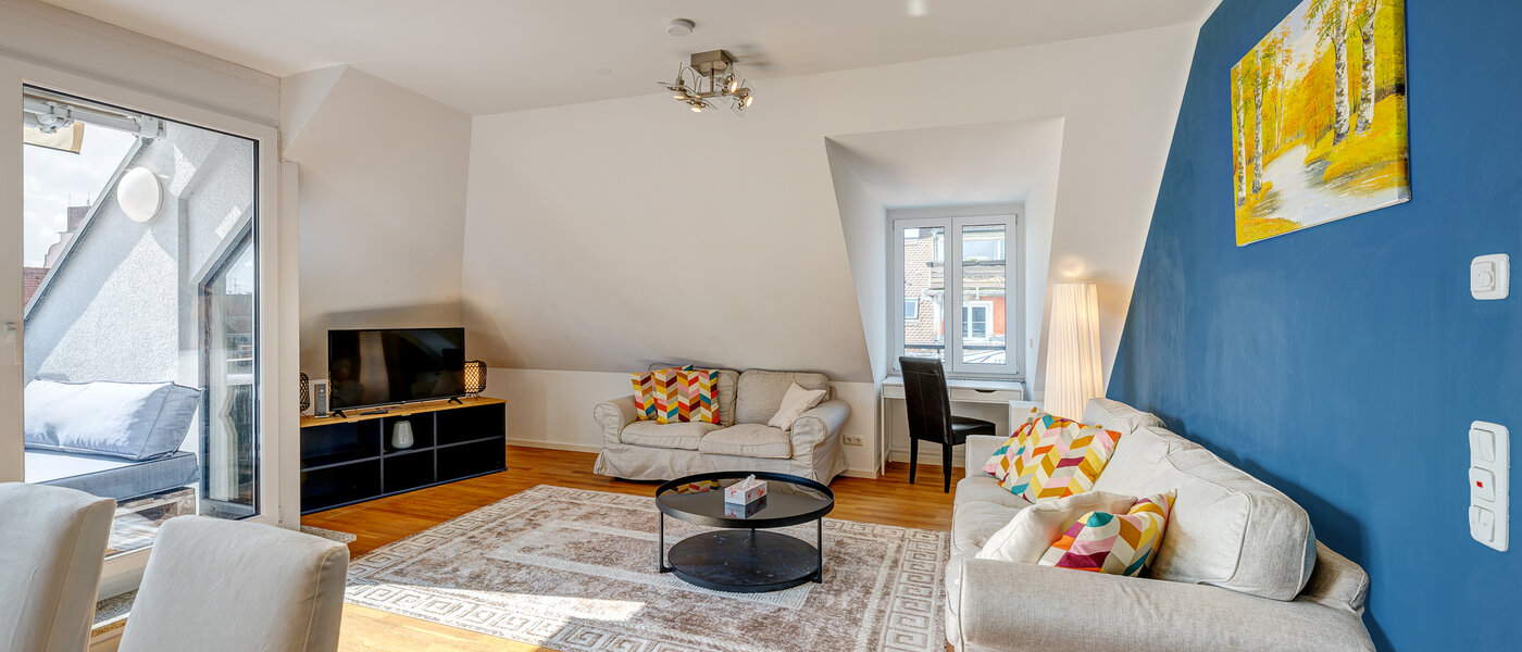 アティック・フラット（屋根裏） München Ludwigsvorstadt 05 リビングエリア 13896