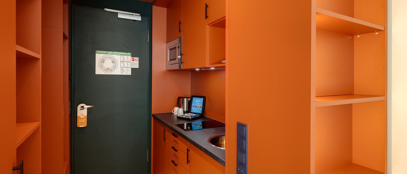 アパルトマン Unterföhring 03 キッチン 13900