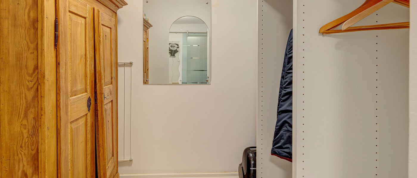 マンション München Schwabing-West 04 玄関入り口 13932