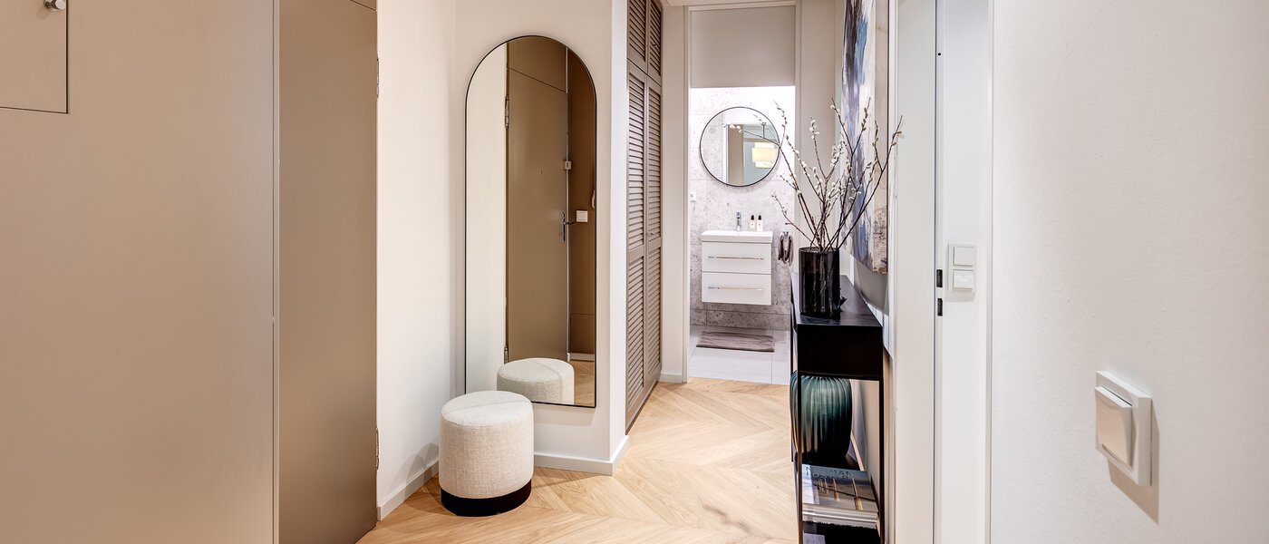 マンション München Herzogpark 03 玄関入り口 13940