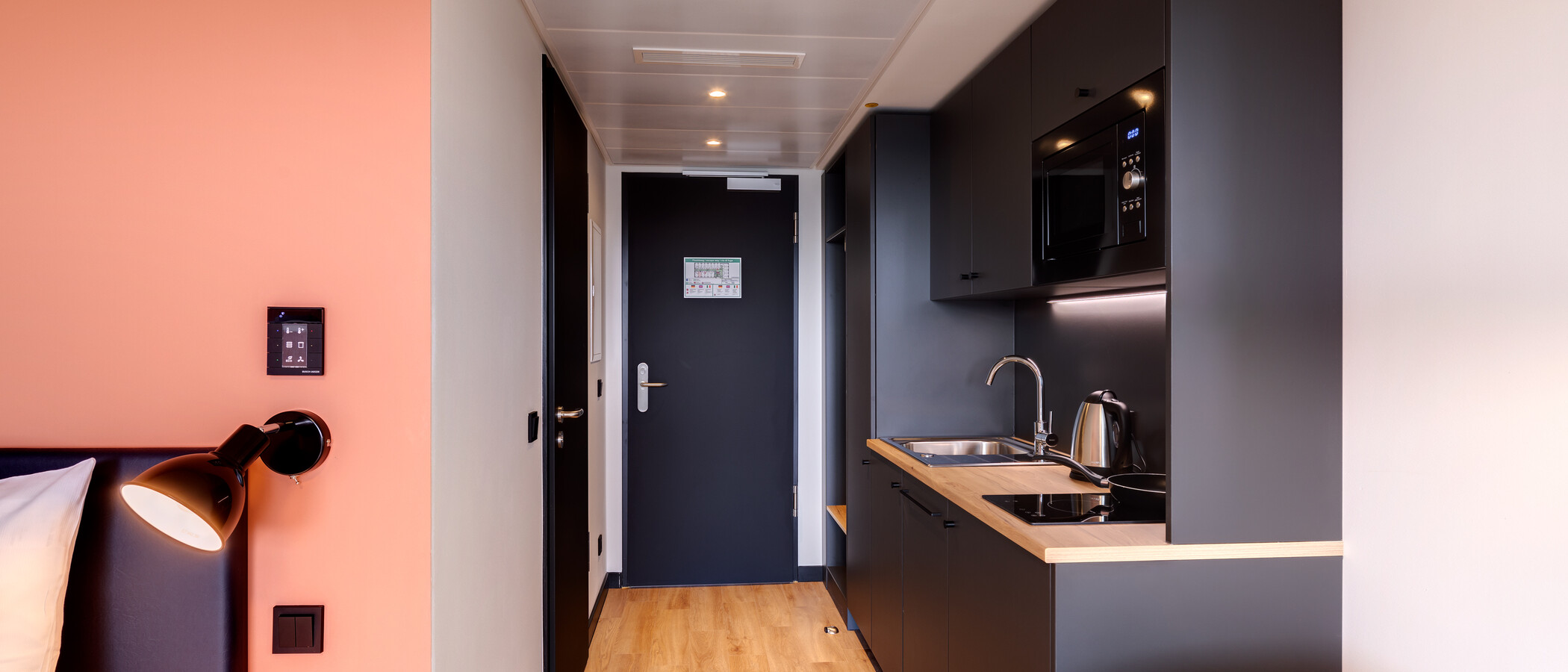 アパルトマン München Milbertshofen 06 リビングエリア 13963