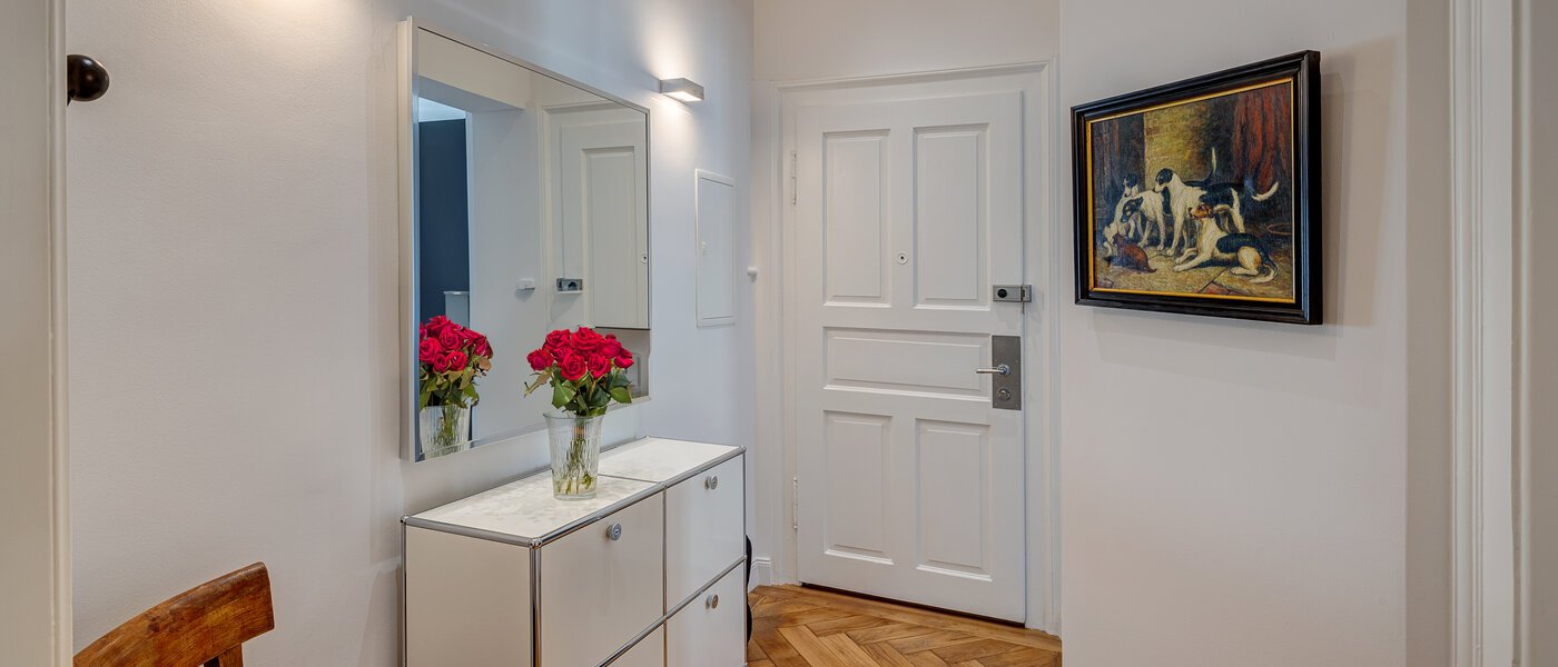 マンション München Lehel 02 玄関入り口 13986