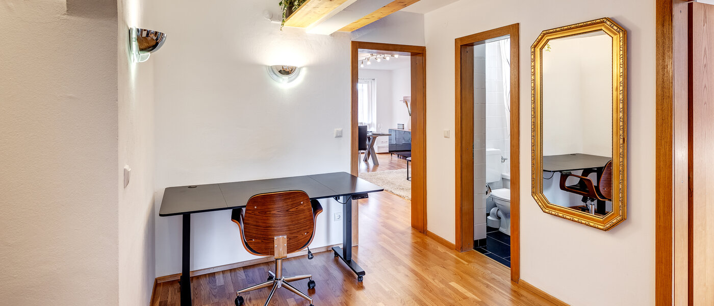 マンション München Schwabing-West (rund um den Bonner Platz) 01 玄関入り口 13991