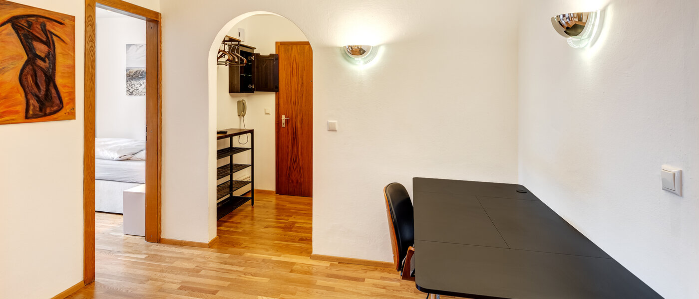 マンション München Schwabing-West (rund um den Bonner Platz) 04 玄関入り口 13991