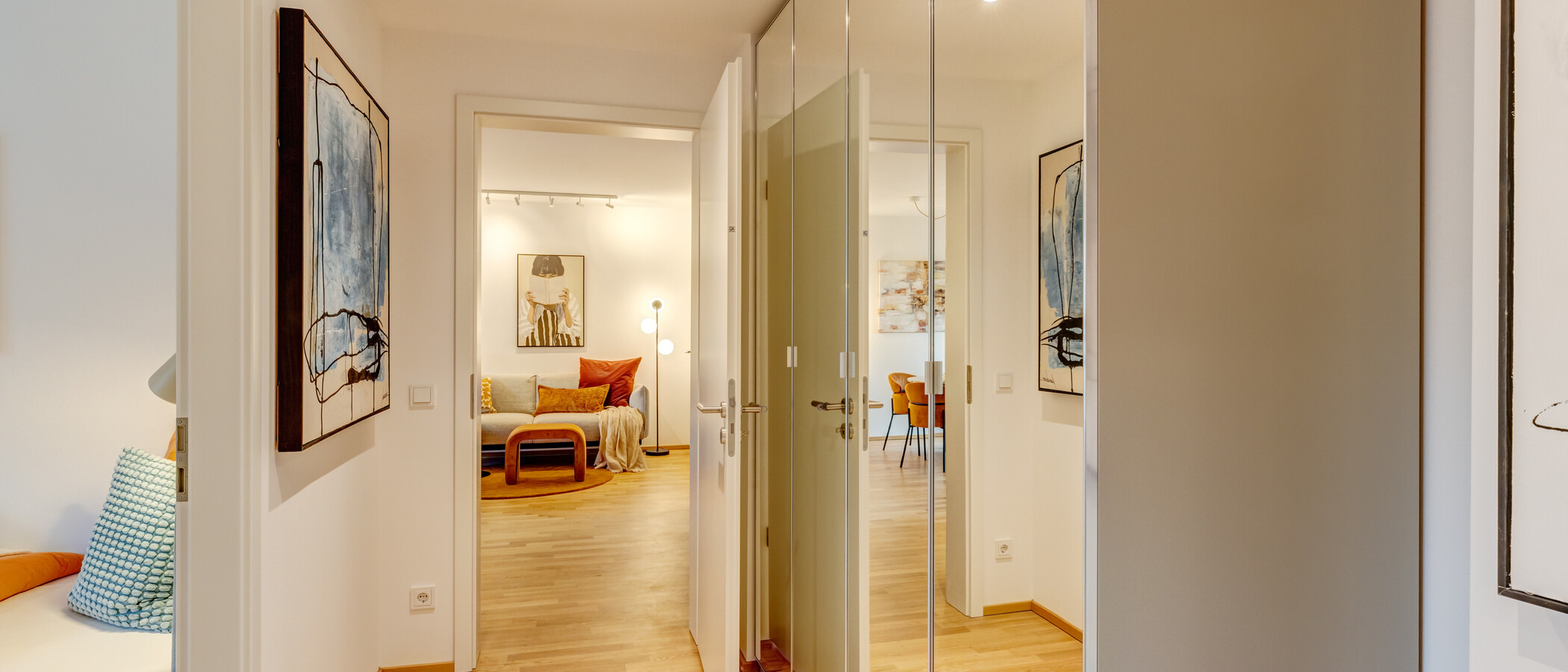 マンション München Neuhausen 01 玄関入り口 13994