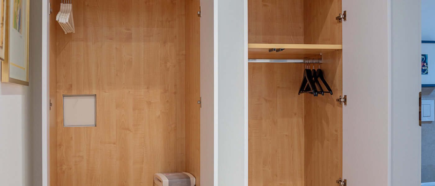 マンション München Bogenhausen 04 玄関入り口 13999