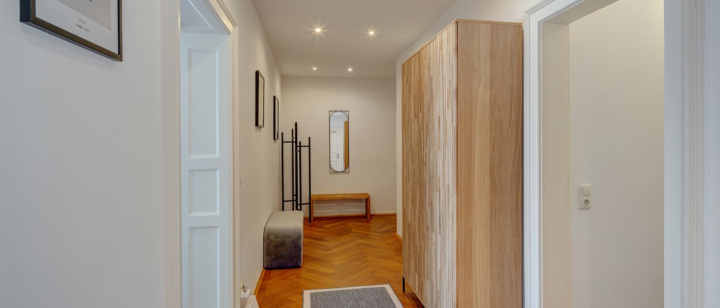 マンション München Haidhausen 02 玄関入り口 14027