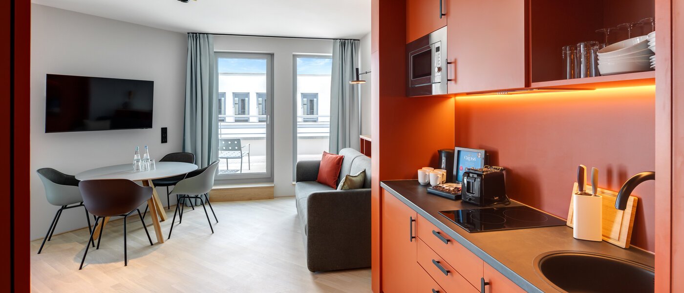 アパルトマン Unterföhring 01 リビングエリア 14030