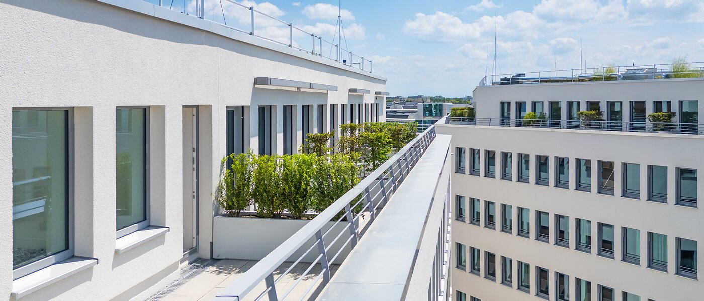 アパルトマン Unterföhring 01 ルーフテラス 14030