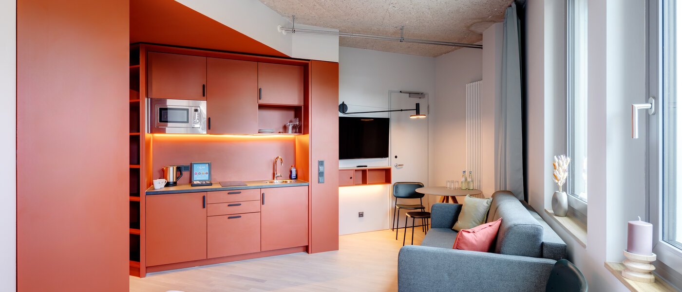 アパルトマン Unterföhring 03 リビングエリア 14031