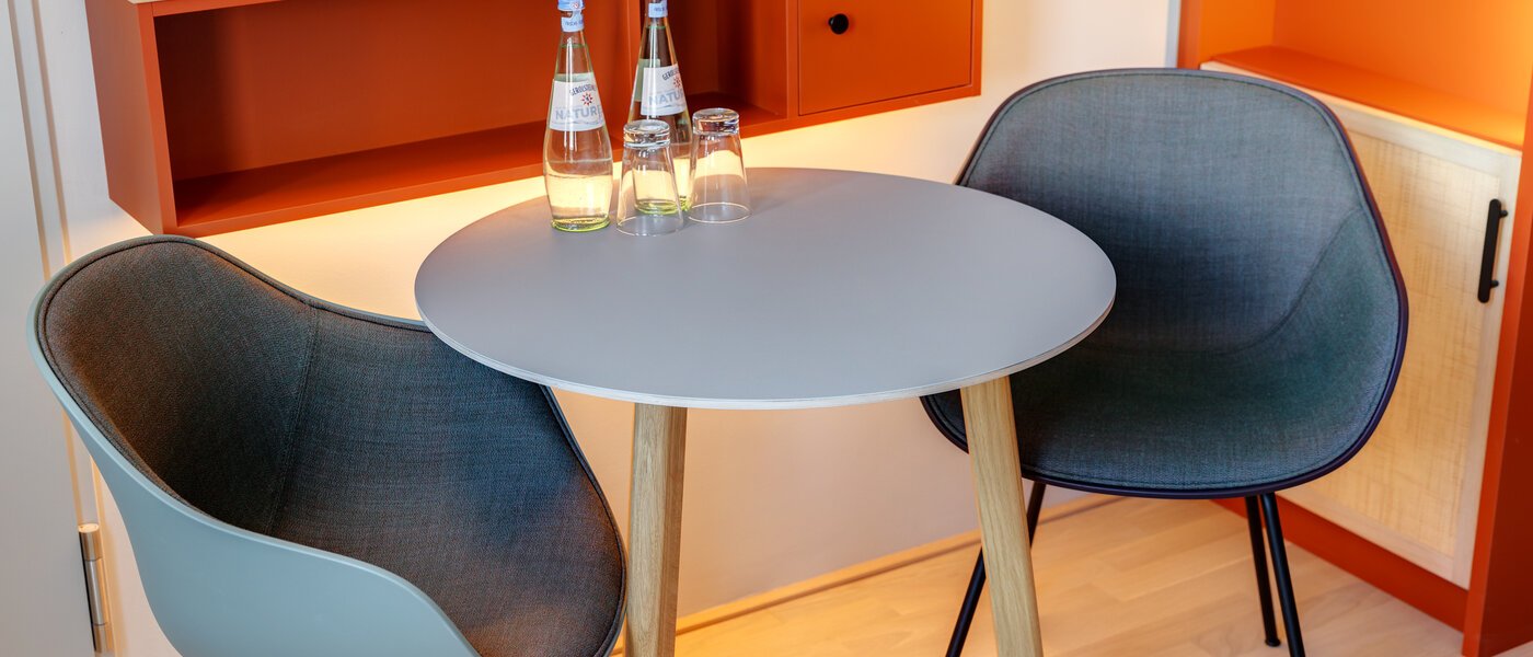 アパルトマン Unterföhring 02 リビングエリア 14033