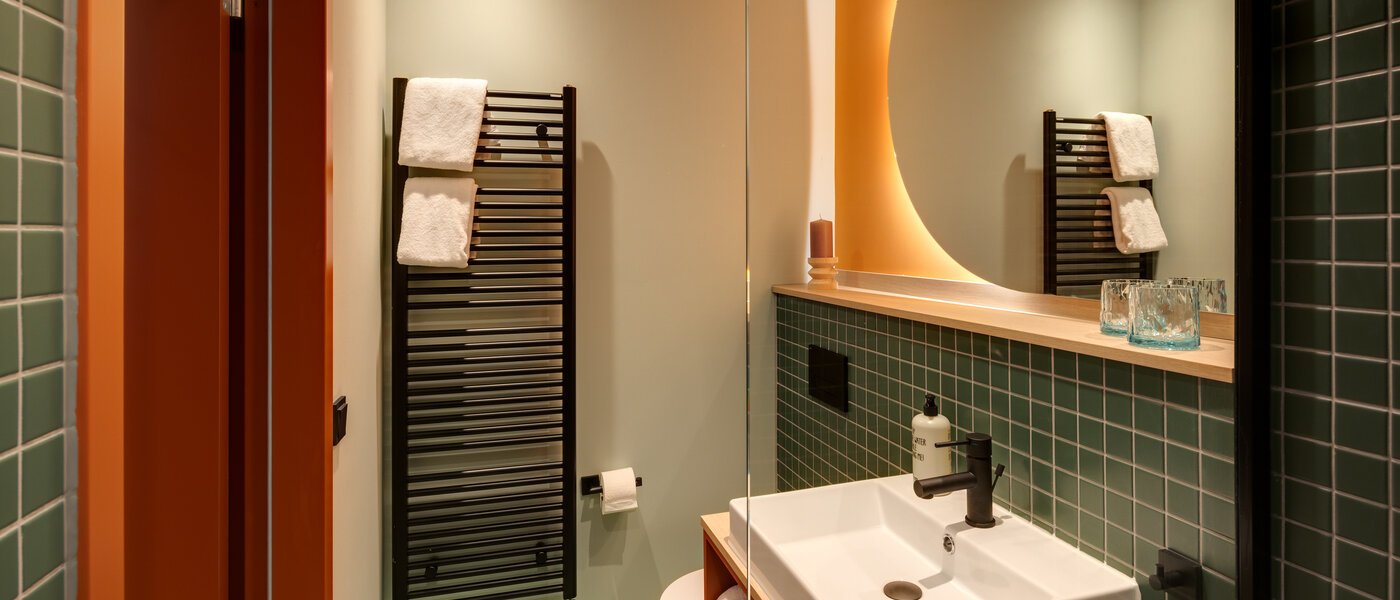 アパルトマン Unterföhring 02 浴室 14034