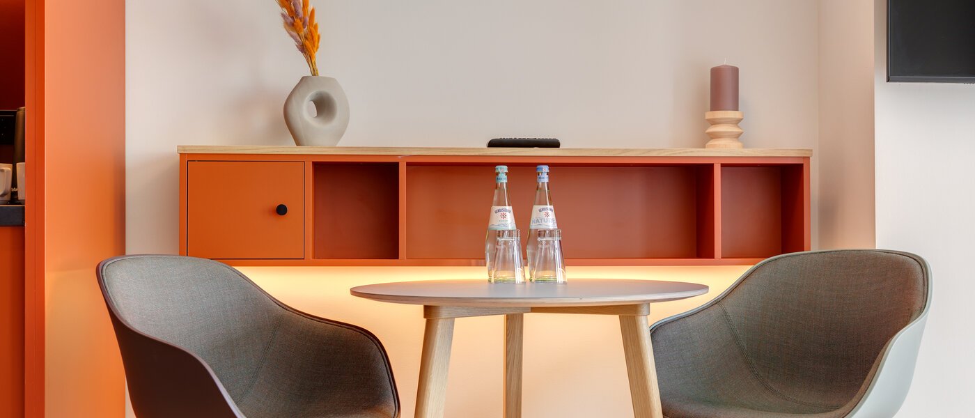 アパルトマン Unterföhring 02 リビングエリア 14034