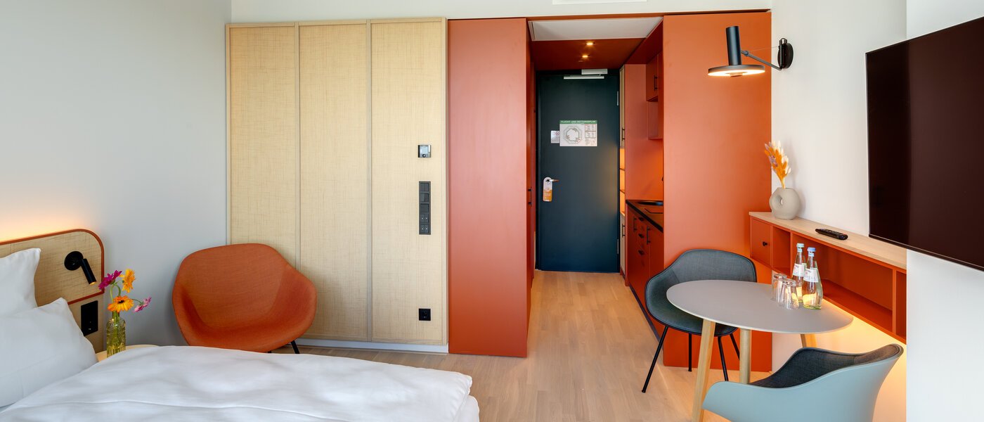 アパルトマン Unterföhring 03 リビングエリア 14034