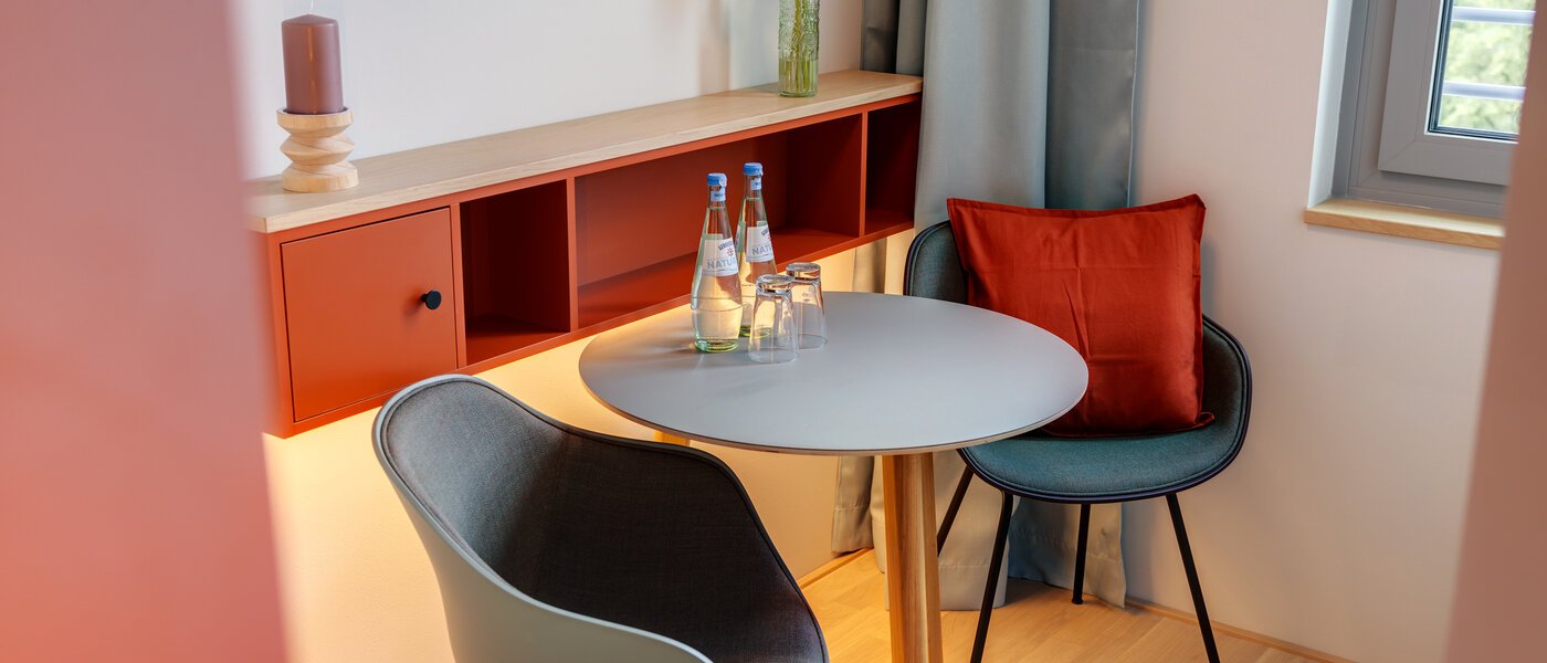 アパルトマン Unterföhring 03 リビングエリア 14035