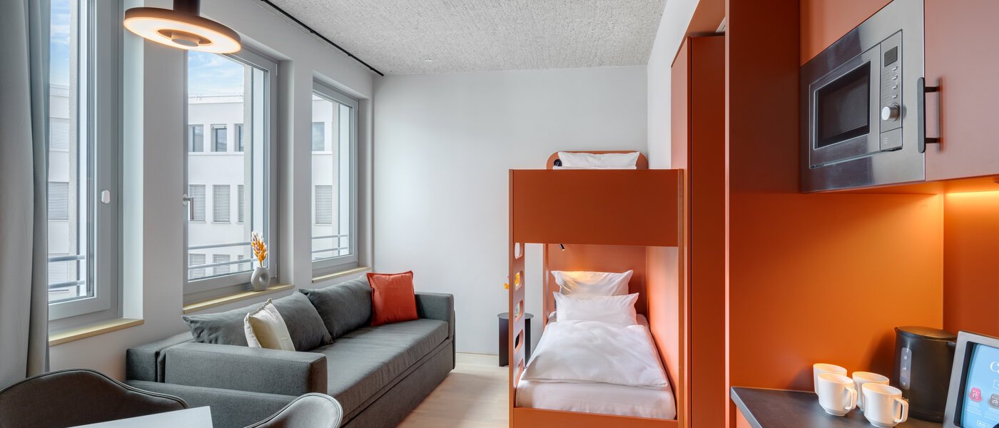 アパルトマン Unterföhring 01 リビングエリア 14036