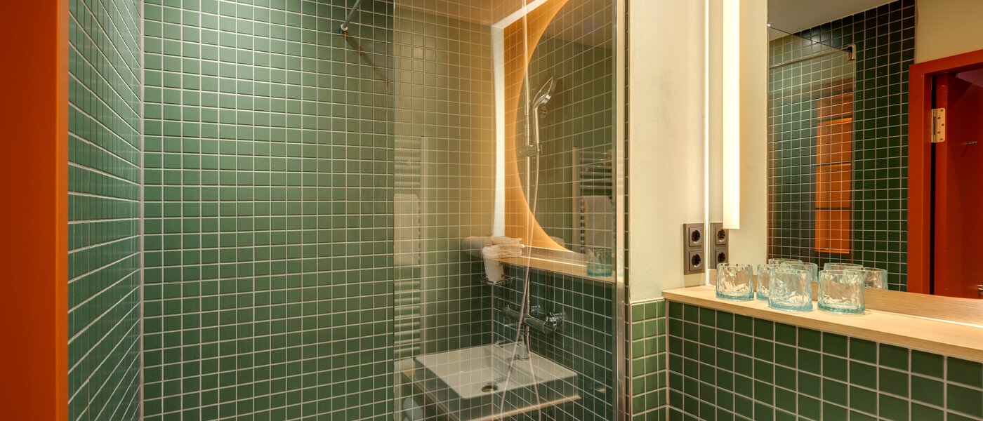 アパルトマン Unterföhring 01 浴室 14046