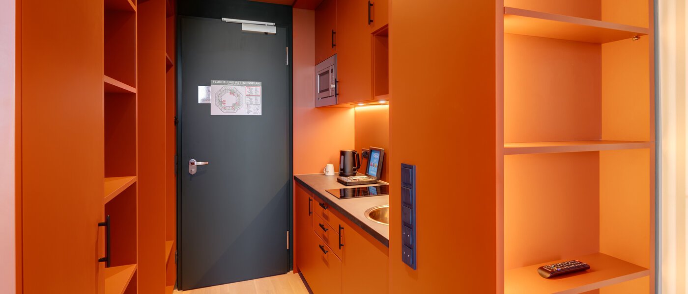 アパルトマン Unterföhring 03 キッチン 14047