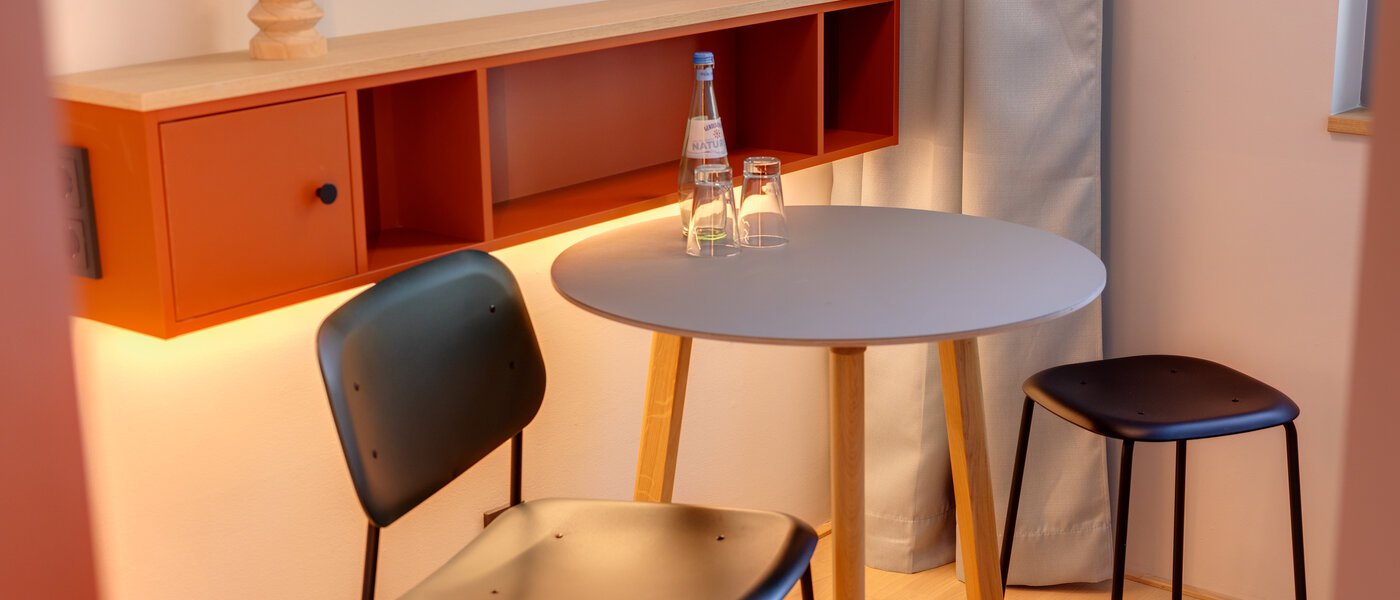 アパルトマン Unterföhring 03 リビングエリア 14047