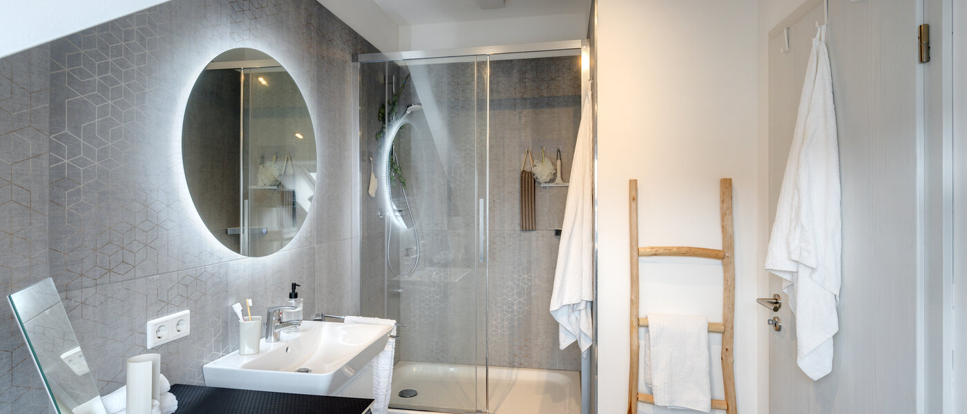 アティック・フラット（屋根裏） München Sendling 01 浴室 14059