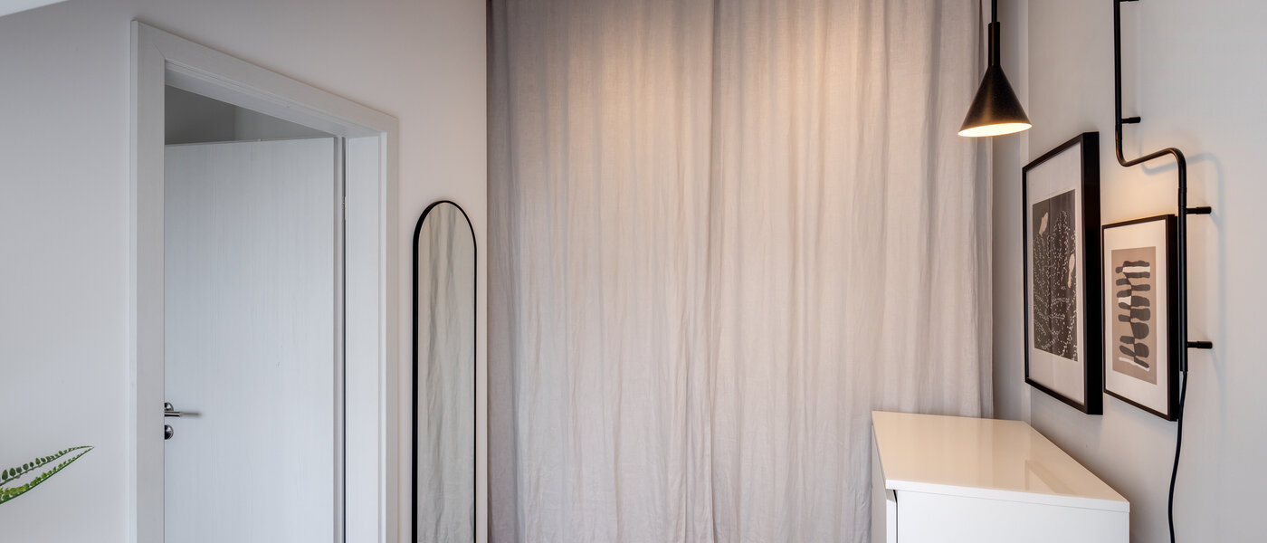 アティック・フラット（屋根裏） München Sendling 05 寝室 14059