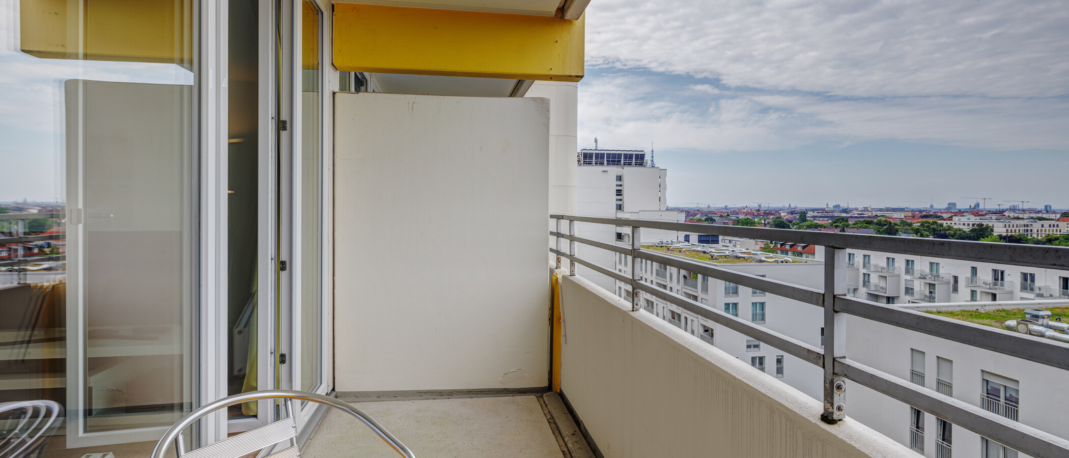 マンション München Schwabing (rechts der Leopoldstraße) 02 ベランダ 14071