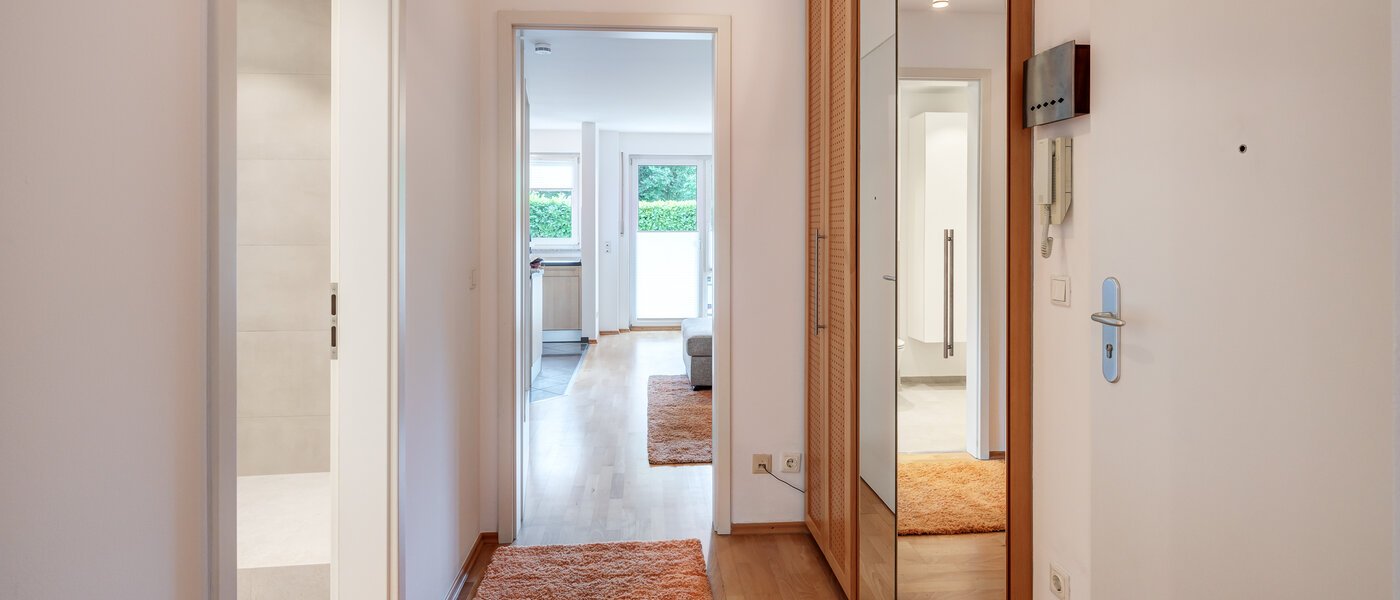 マンション München Daglfing 01 玄関入り口 14078