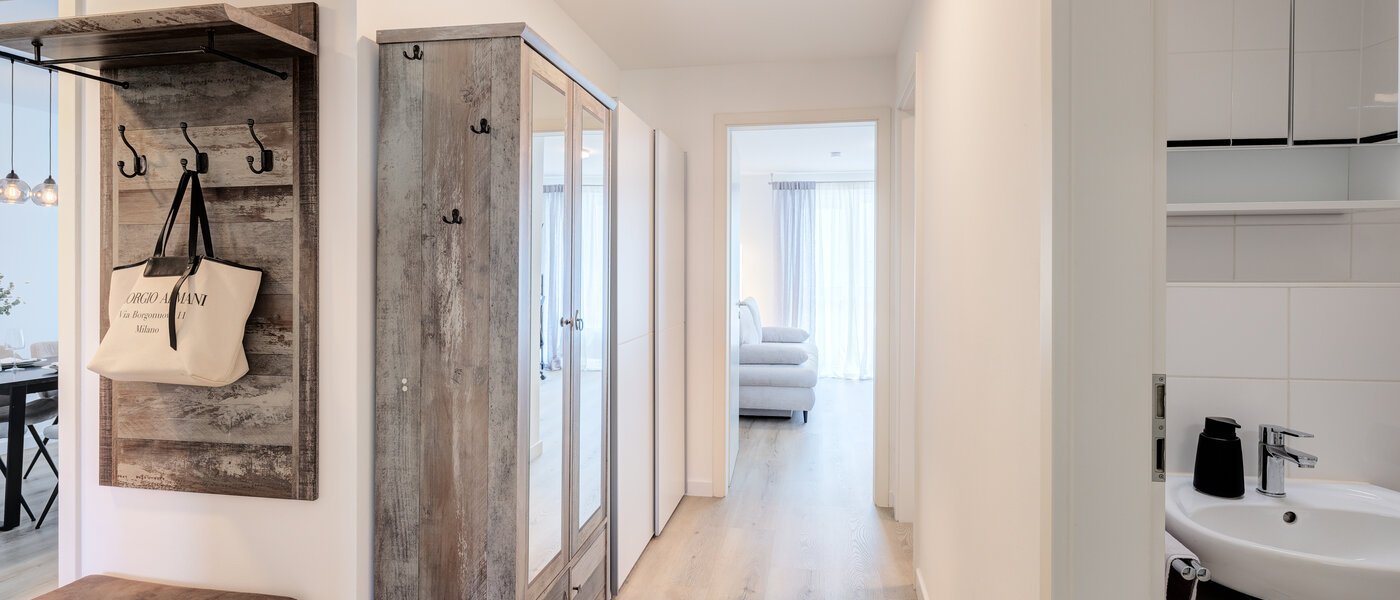 マンション München Neuhausen 02 玄関入り口 14083