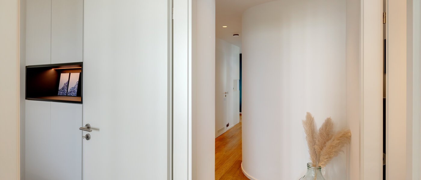 マンション München Obersendling 04 玄関入り口 14091