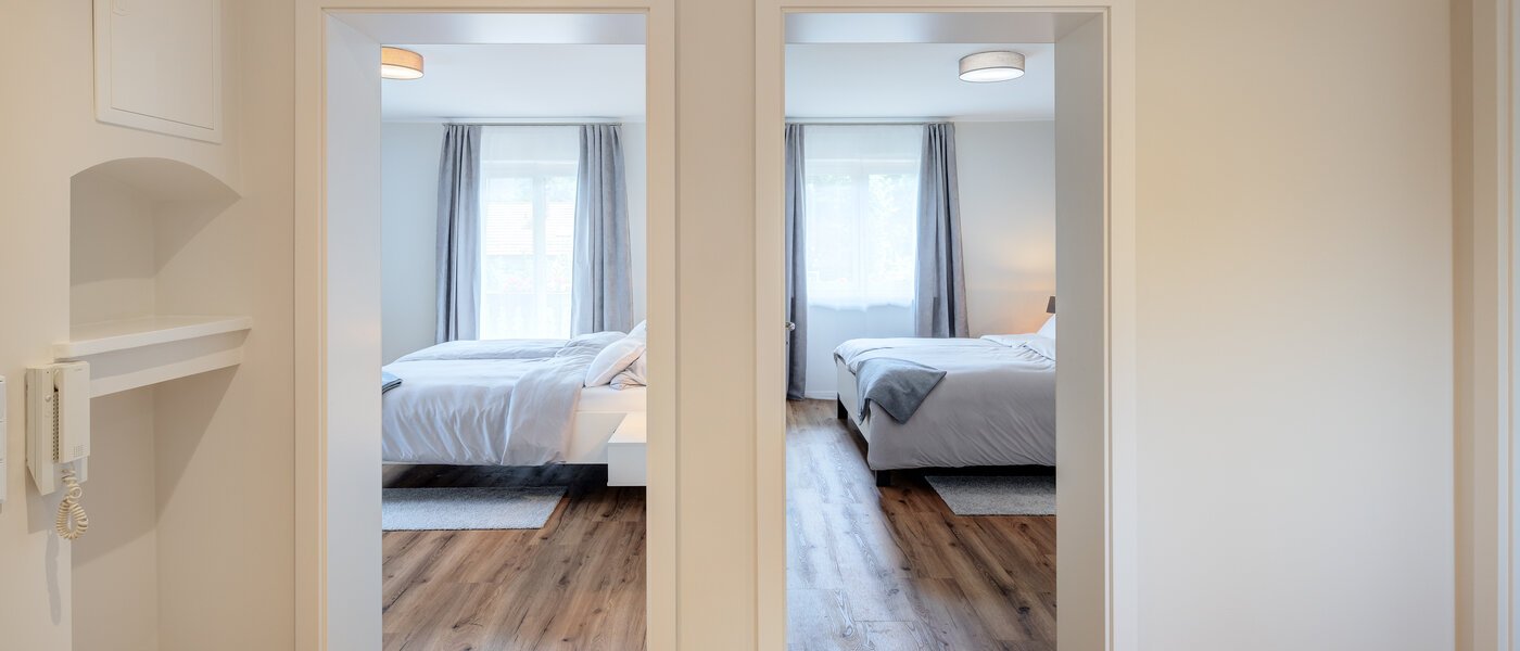 マンション Bad Wiessee 03 玄関入り口 14097