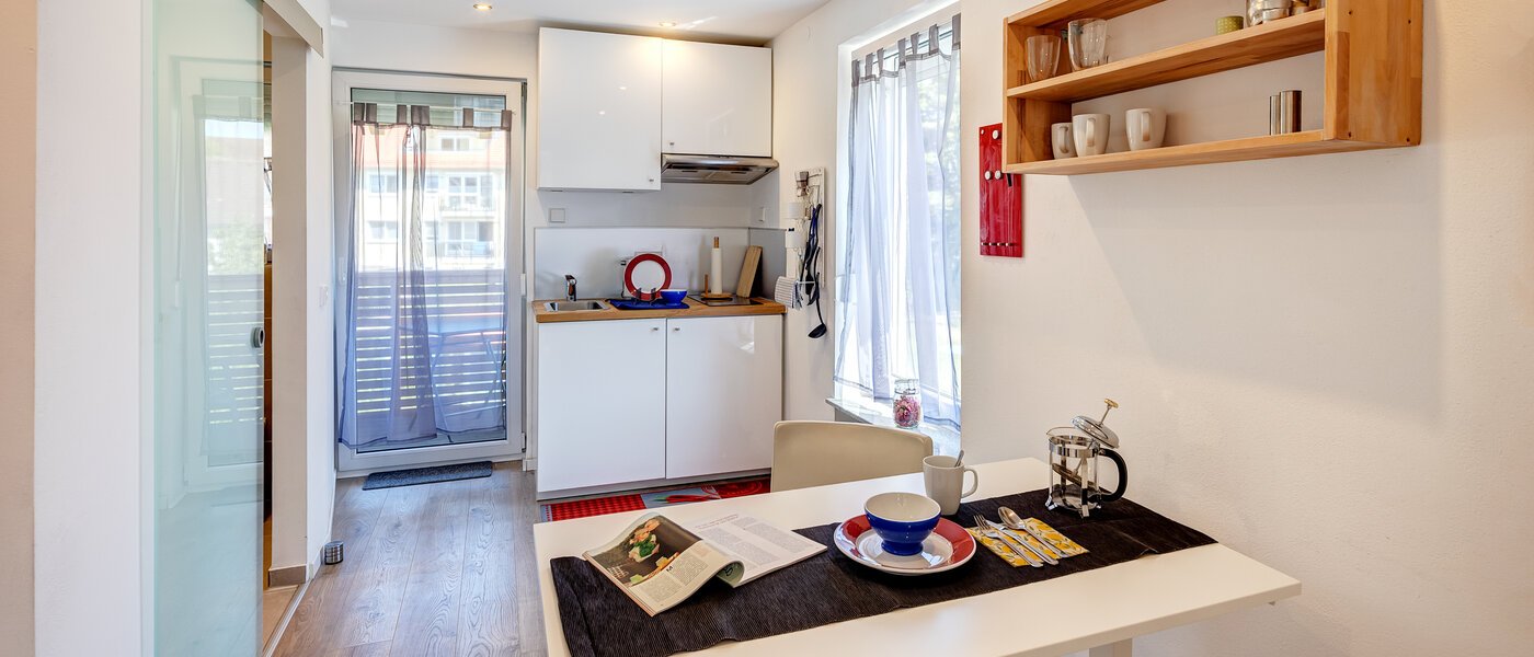 マンション München Forstenried 03 玄関入り口 14103