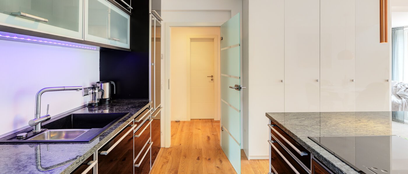 メゾネット・マンション（複数階にわたるマンション） München Solln 04 キッチン 14111